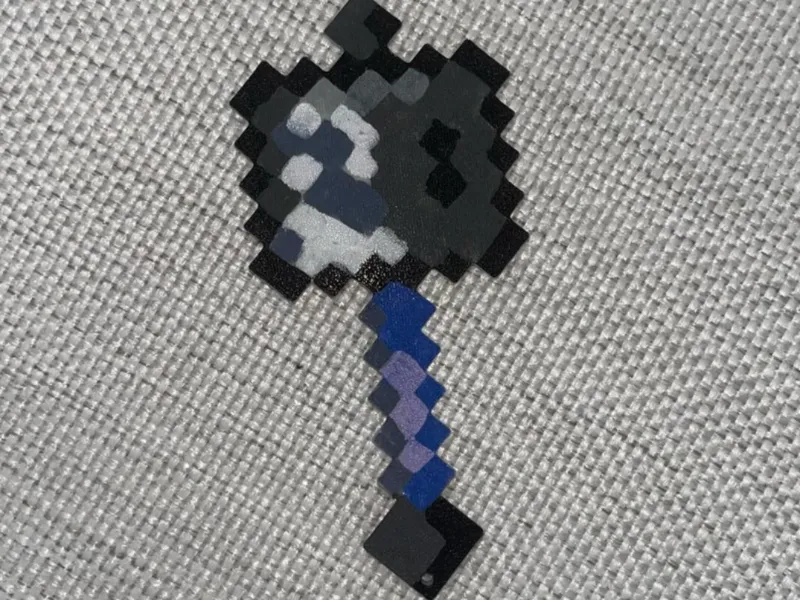 Minecraft mace with keychain hole