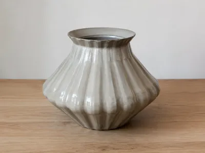 modern ceramic effect vase