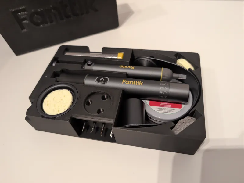 Fanttik NEX T1 Max Compact Travel Case & Base