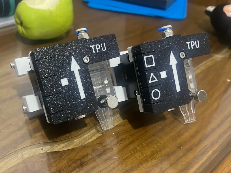 智能tpu耗材助力送料器面板