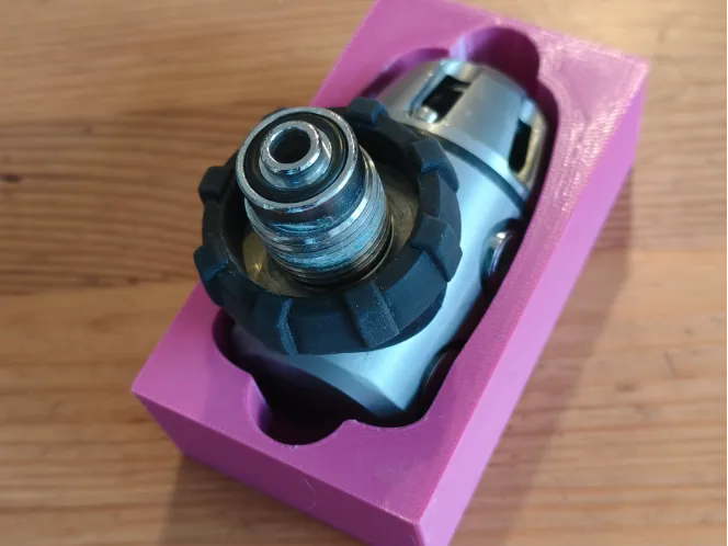 Poseidon Xstream vice holder