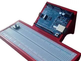 Soporte para Arduino UNO y protoboard