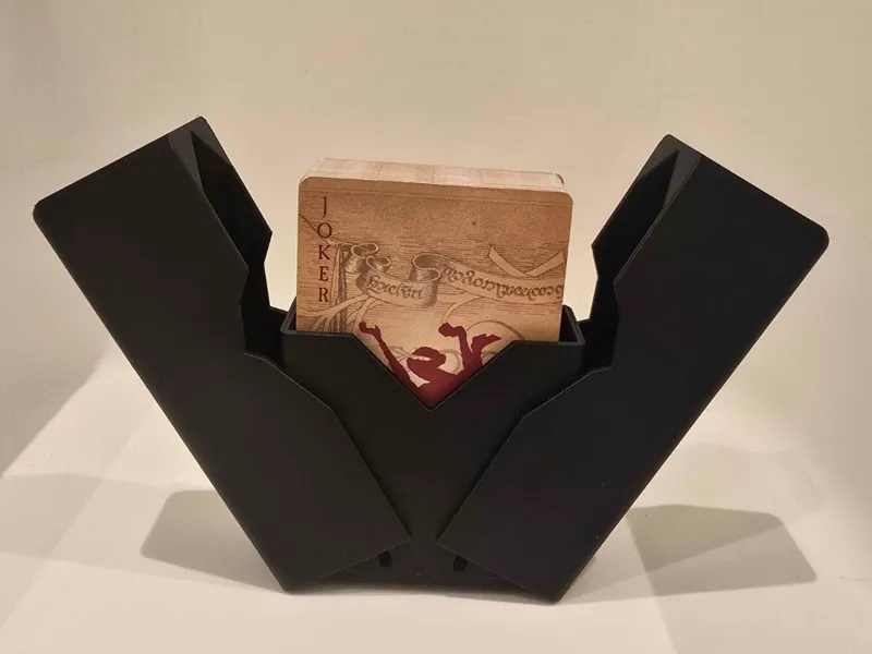 CardHolder