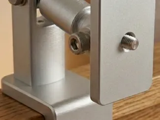 Suporte de cabeceira para projetores