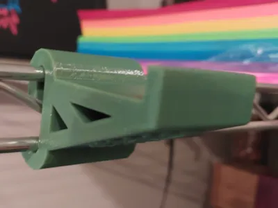 External hook for wire racks