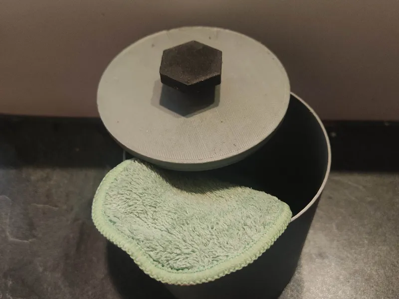 Pot for makeup remover cotton pads