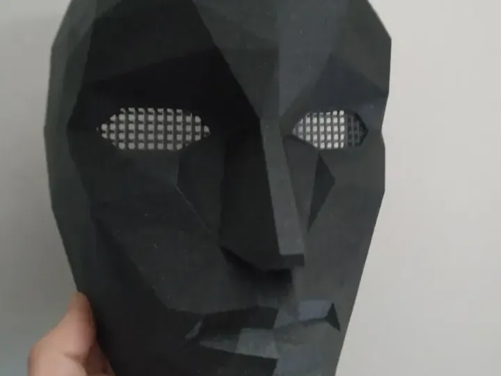 GLASSES SAFE Front Man Mask from Squid Games