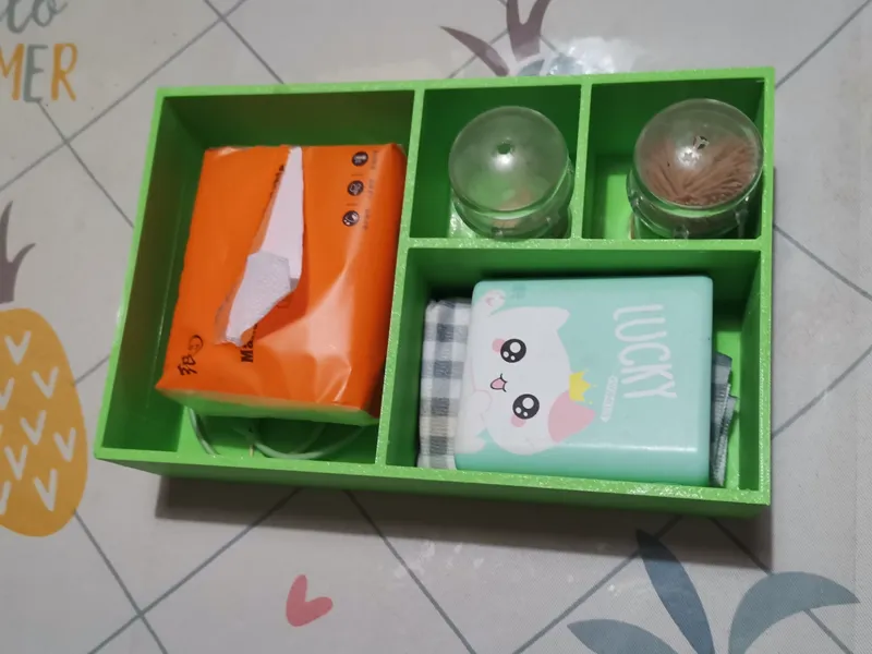 餐边柜收纳盒可以放纸巾牙签等