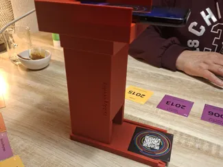 hitster toren met en zonder muntenbuis