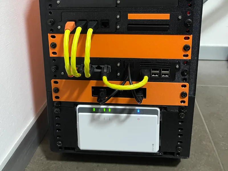 Supporto rack 10' per Synology ds216j