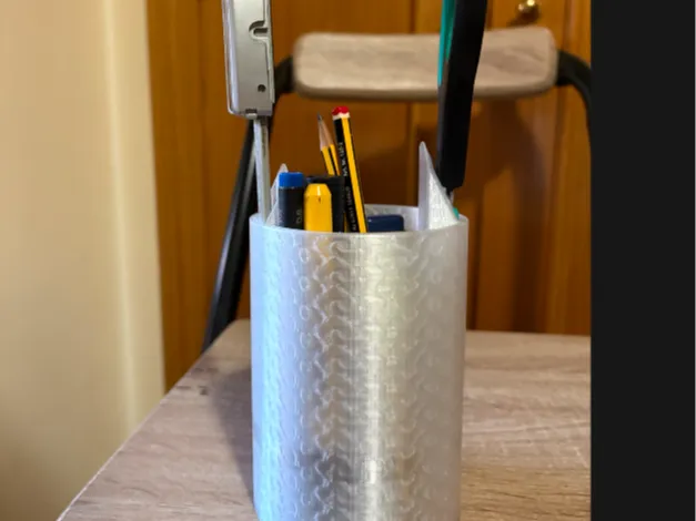bote de bolis con hueco para calibre y tijera