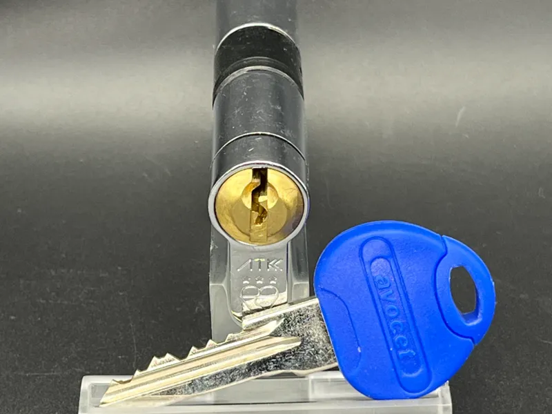 Full Euro Cylinder Pin Tumbler Lock Display Stand