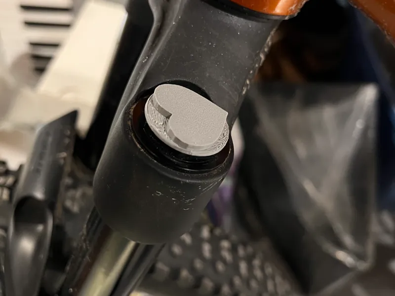 Heart suspention fork air cap (under 10 min print)