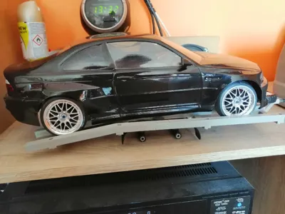 RC trailer