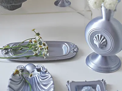 Pewter-patterned long plate