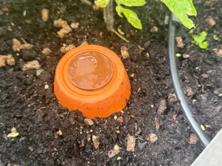 Deckel für kleine Tontöpfe