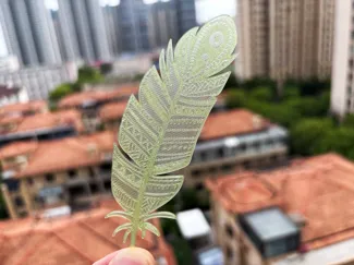 仿欧根纱羽毛书签