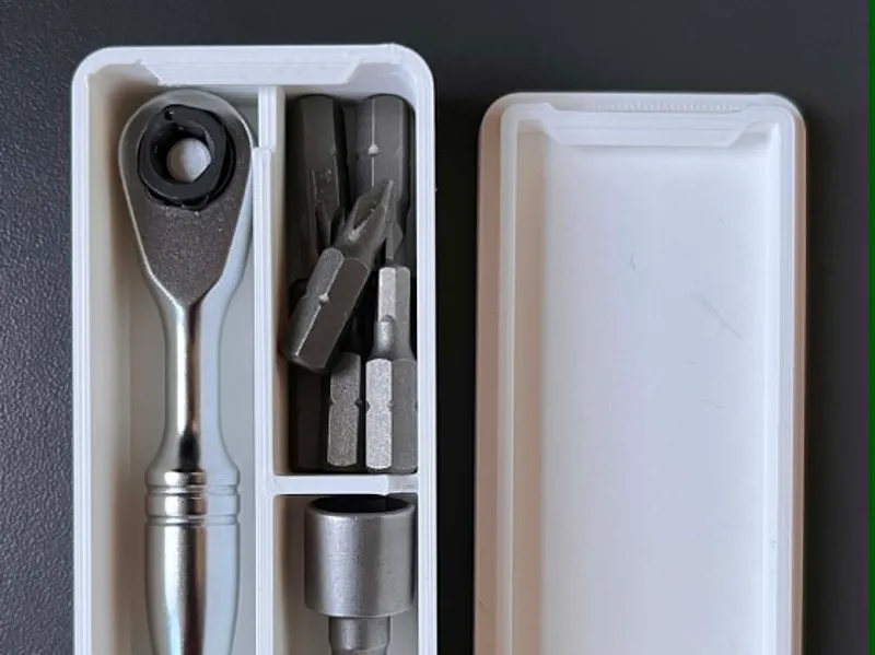 Snapfit box for small ratchet and bits | EDC