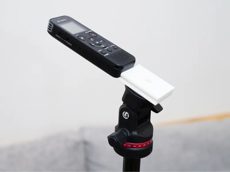 索尼ICD-PX470录音笔USB插头安装三脚架快装板转接器