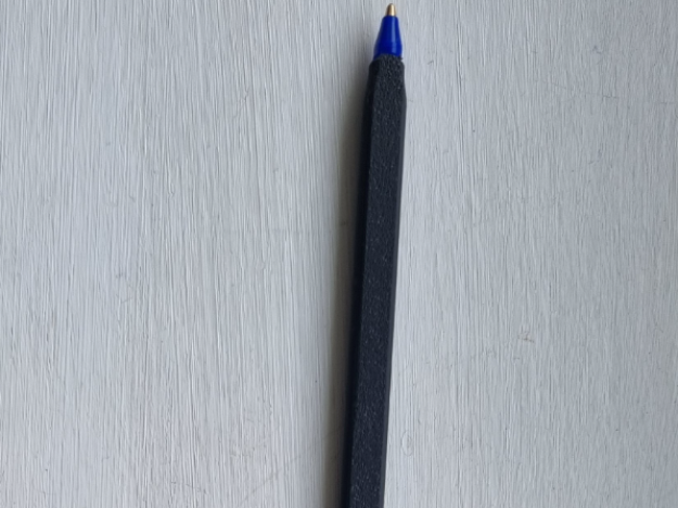 Extra long Bic pen
