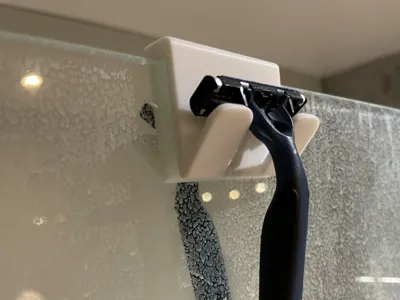 Razor Blade Hanger