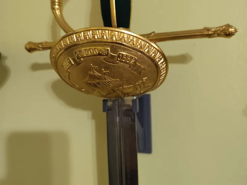 Minimal Sword Mount for Highlander Richie's rapier
