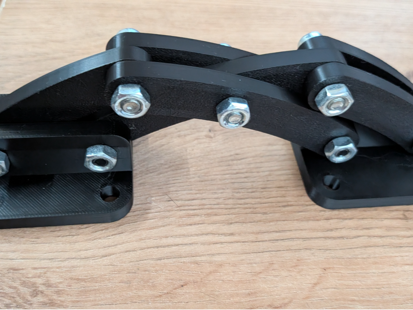 Hidden hinge big strong