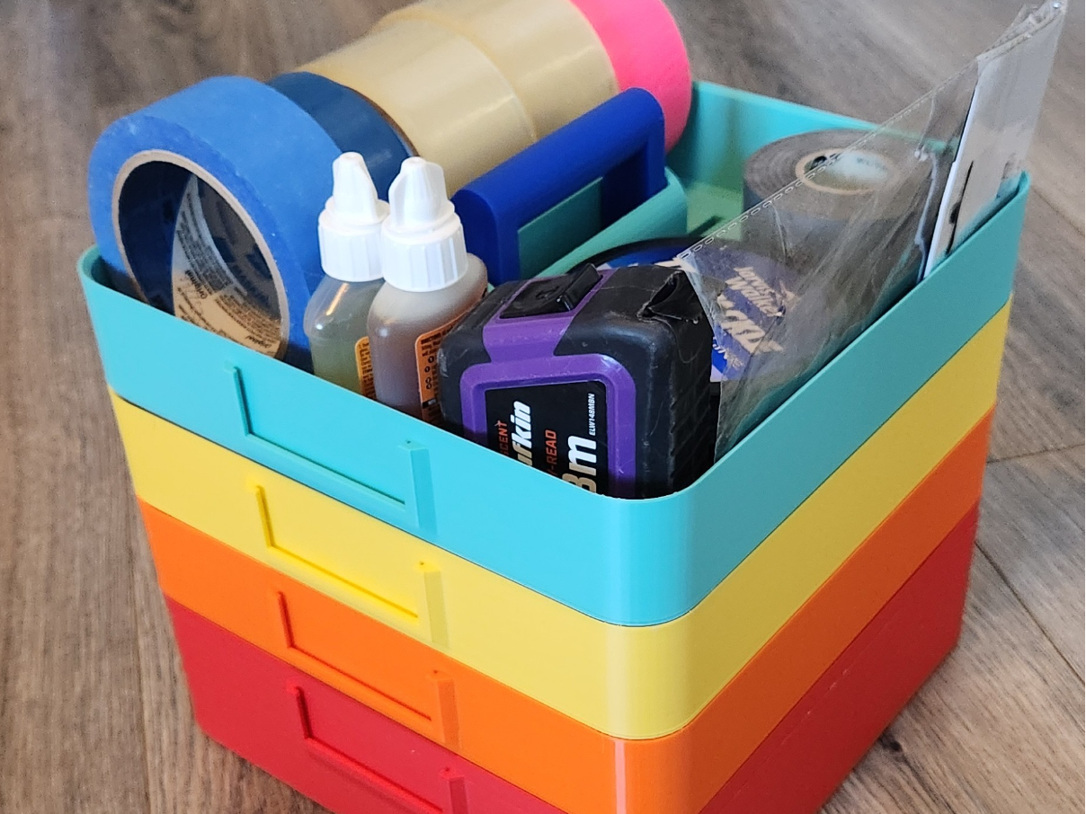 Stackable Storage Tray System — Removable Handle