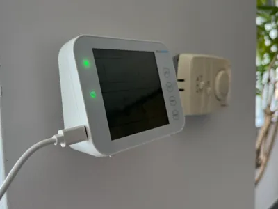 EnviSense CO2 monitor wall mount
