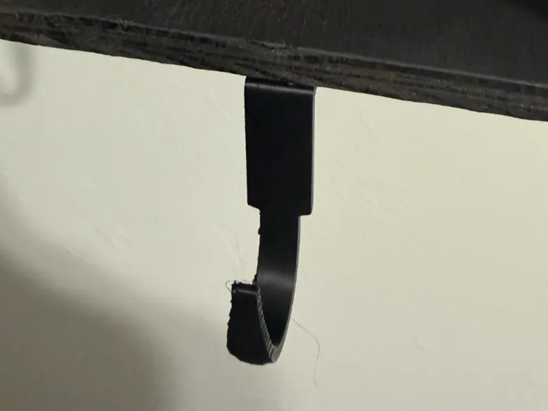 Simple hanger hook