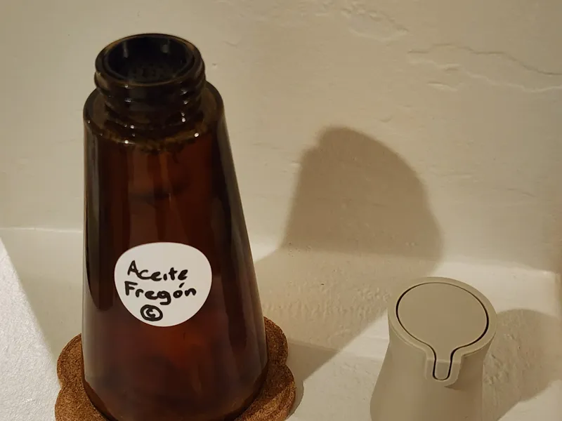 IKEA HALVTOM oil bottle screen