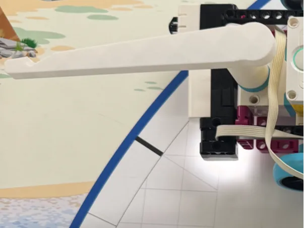 legoo robot arm 