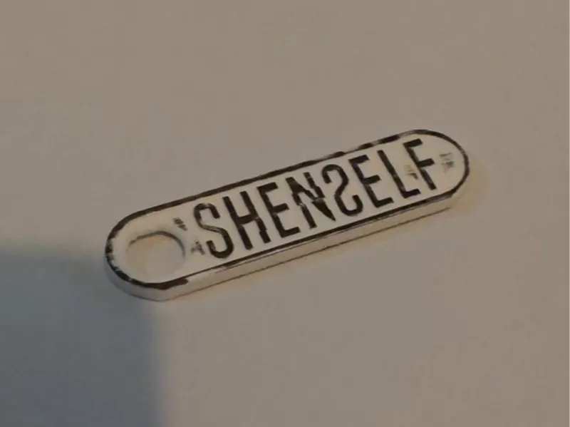 SHENSELF反深代词挂件 还原异常显示字体