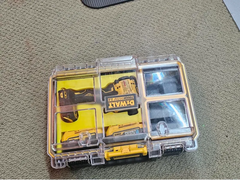 Dewalt 20 v drill storige
