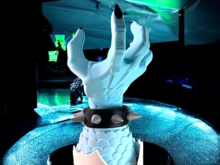 Universal Controller Stand - Inspired by Kaido