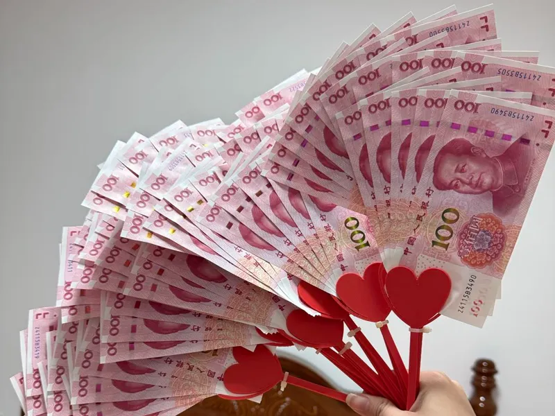 心型钞票夹