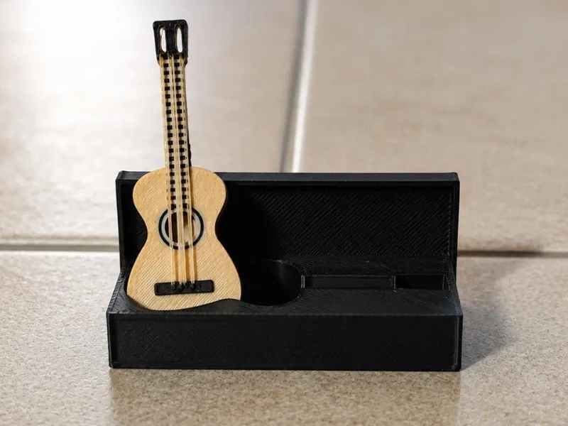 Functional tiny guitar