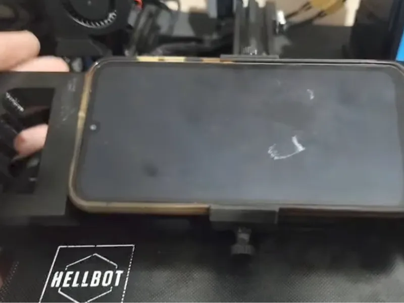 SOPORTE PARA CELULAR REGULABLE CON MANIJAS 