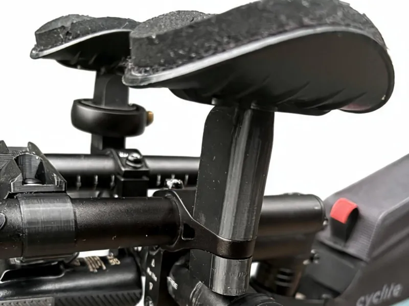 BBB AeroBase aerobar riser with Knog bell mount