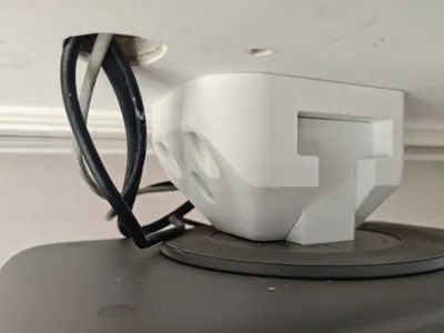Projector hanger, adjustable back and forth, requires a self-supplied 1/4-20 * 2-1/4 inch screw, 57.2mm long