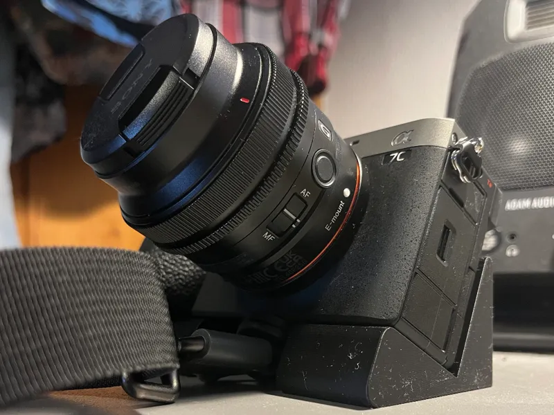 Sony alpha 7c II desk stand