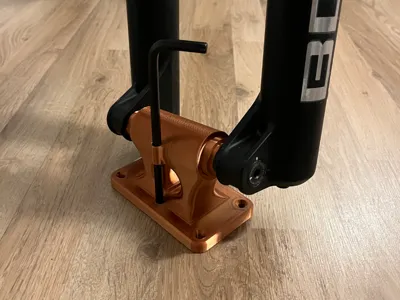 Bike Stand - 20/15 mm Boost Axle
