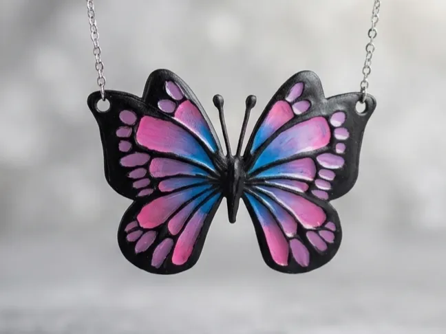 Collana a farfalla