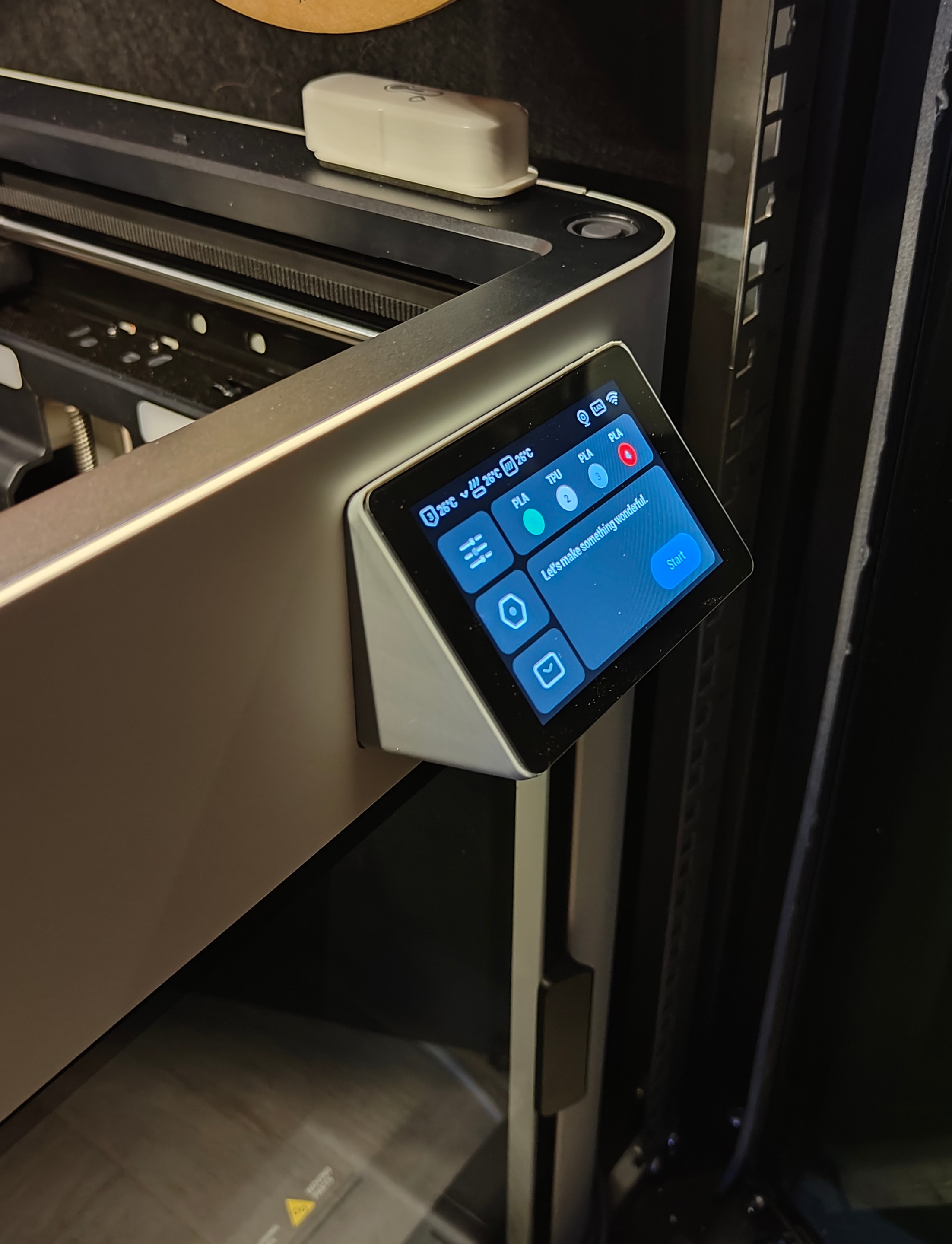 Snapmaker U1 Touchscreen Tilt Mount