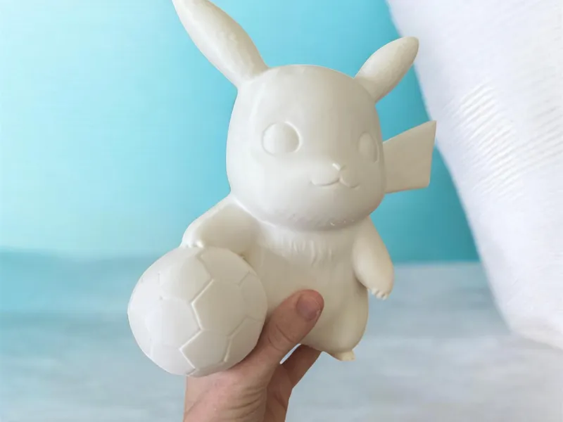 pikachu ballon de foot