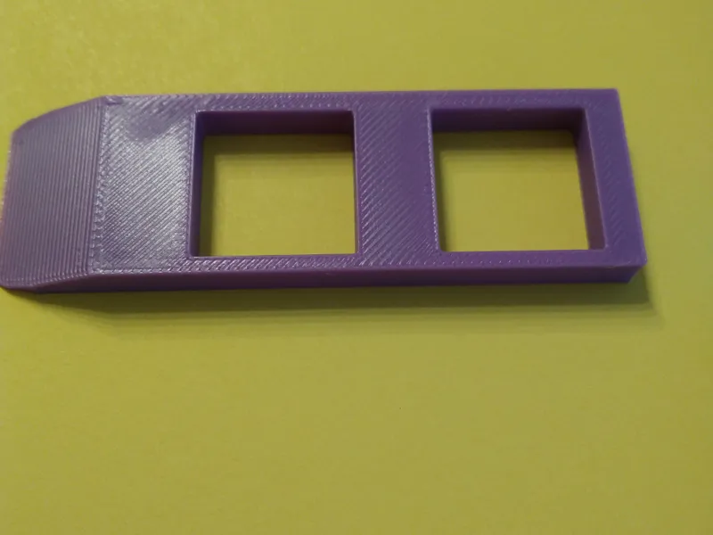 Bed scraper