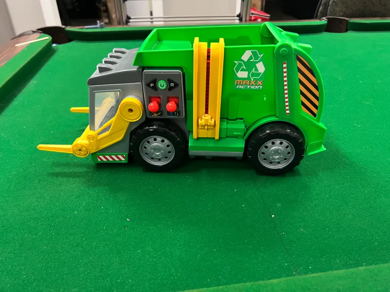 Maxx Action Recycler Side Load Belt Drive