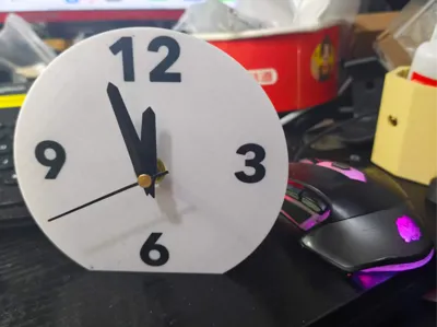 Minimalist Desktop Clock