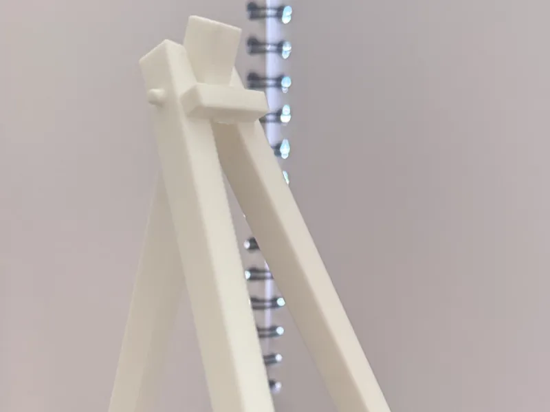 A Simple Easel