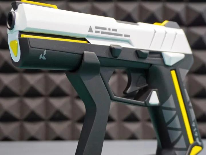 the-valorant-kingdom-classic-pistol